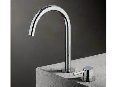 h_NOSTROMO-8436-Washbasin-mixer-Fantini-Rubinetti-542344-rel18424ced.jpg